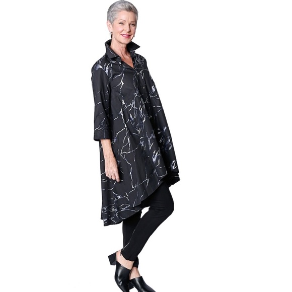 Nwt RED CORAL dramatic high low blouse - Picture 2 of 7